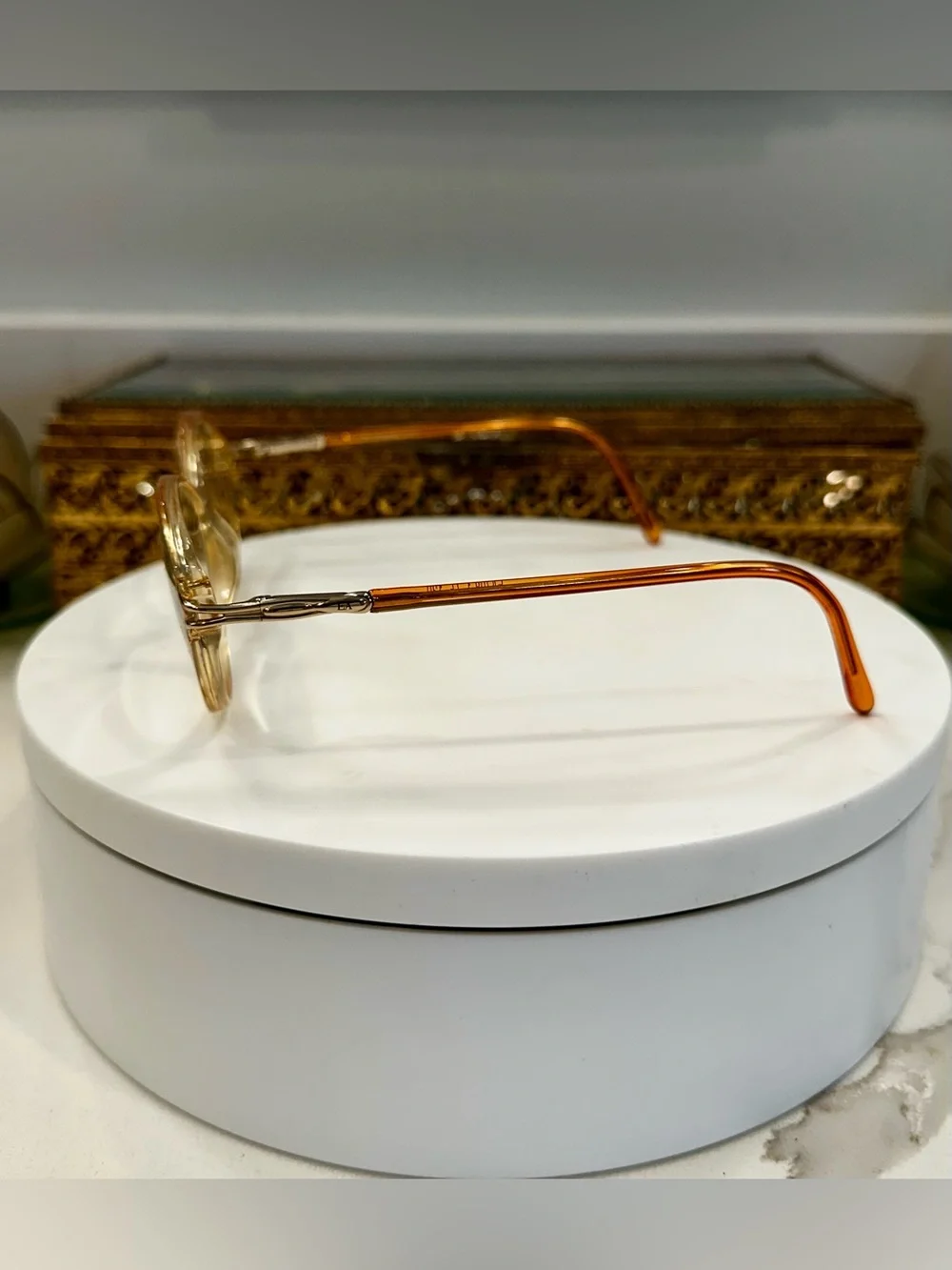 VTG Elizabeth Arden Orange & Gold Rounded Oval Patterned Rx Eyeglass Frames EUC